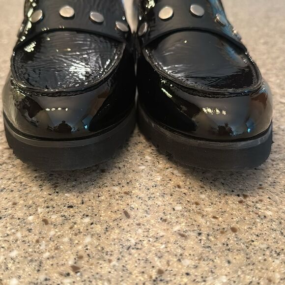 NATURALIZER Gaia Patent Leather Loafer - Picture 4 of 14